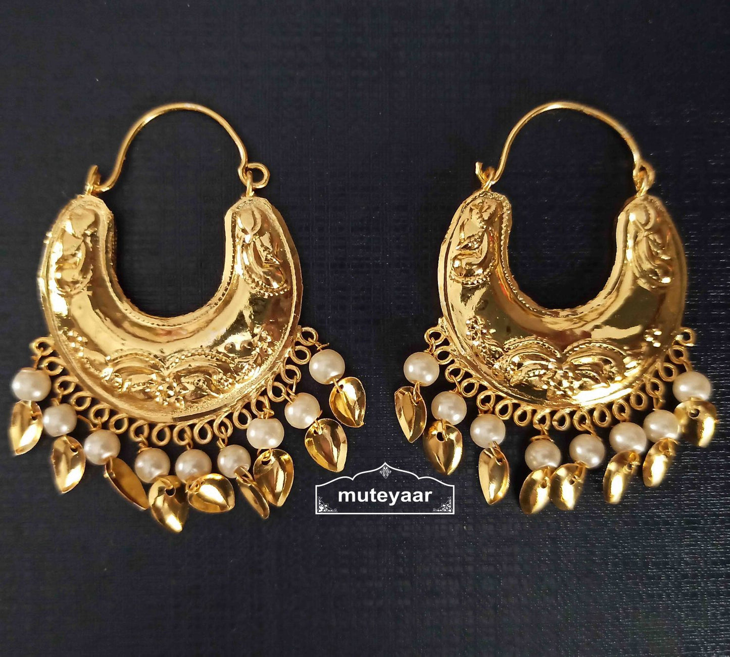 Golden Bucket Bali Earrings J0525 – Traditional Punjabi Bali with Pipal Patti 2.5 Inch