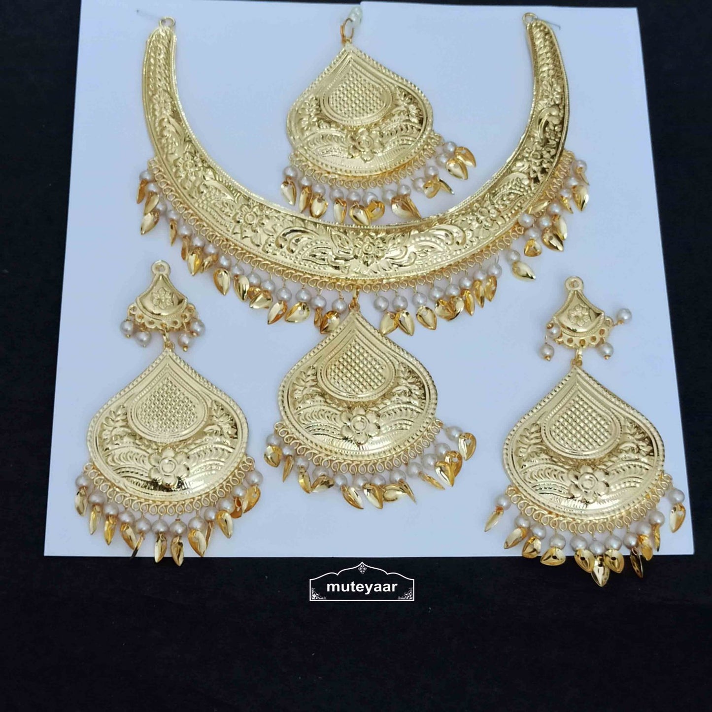 Hasli Set with Earrings Tikka Punjabi Jewellery J0553