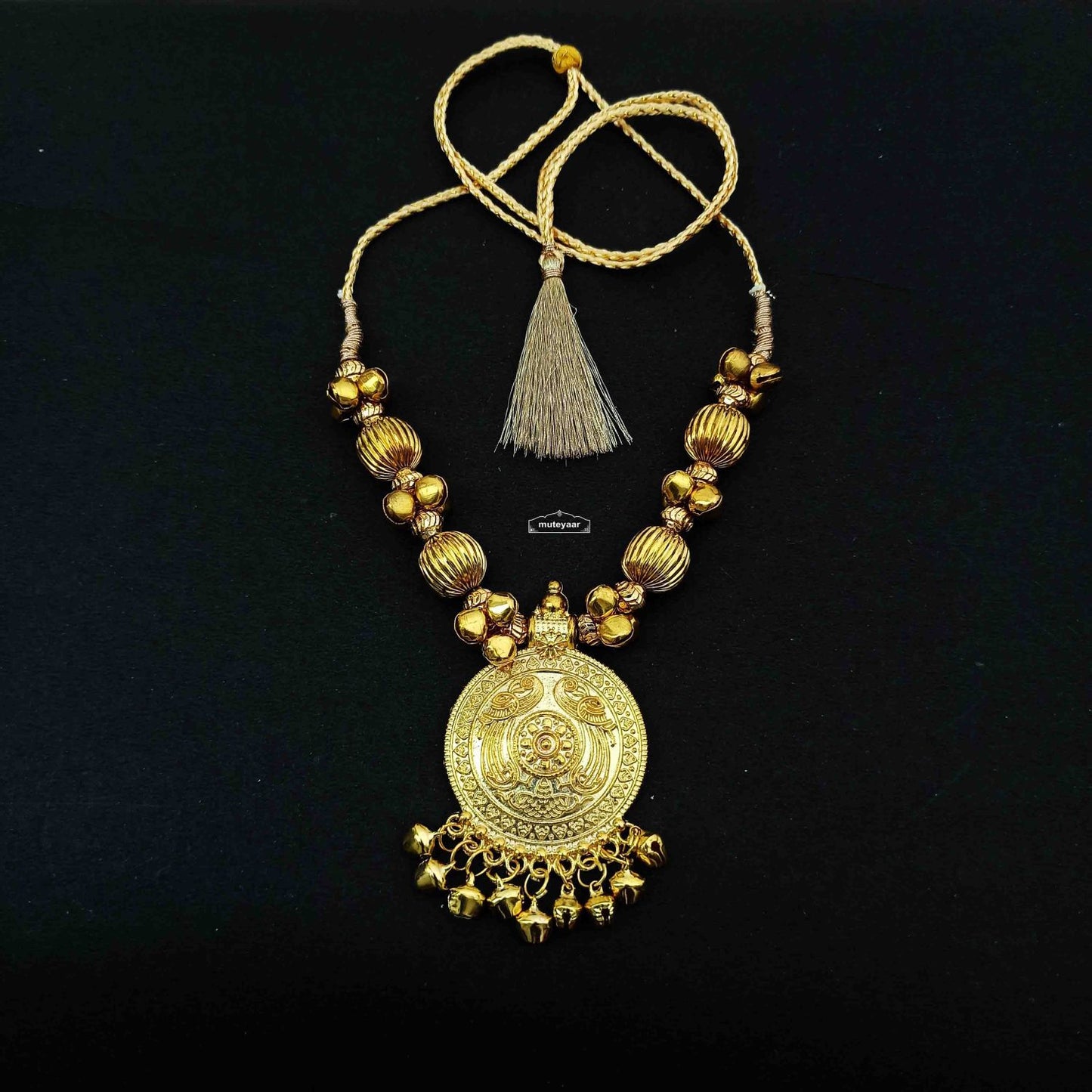 Golden Punjabi Kaintha J0737 – Big Ghungroo Pendant Necklace | Bhangra Giddha