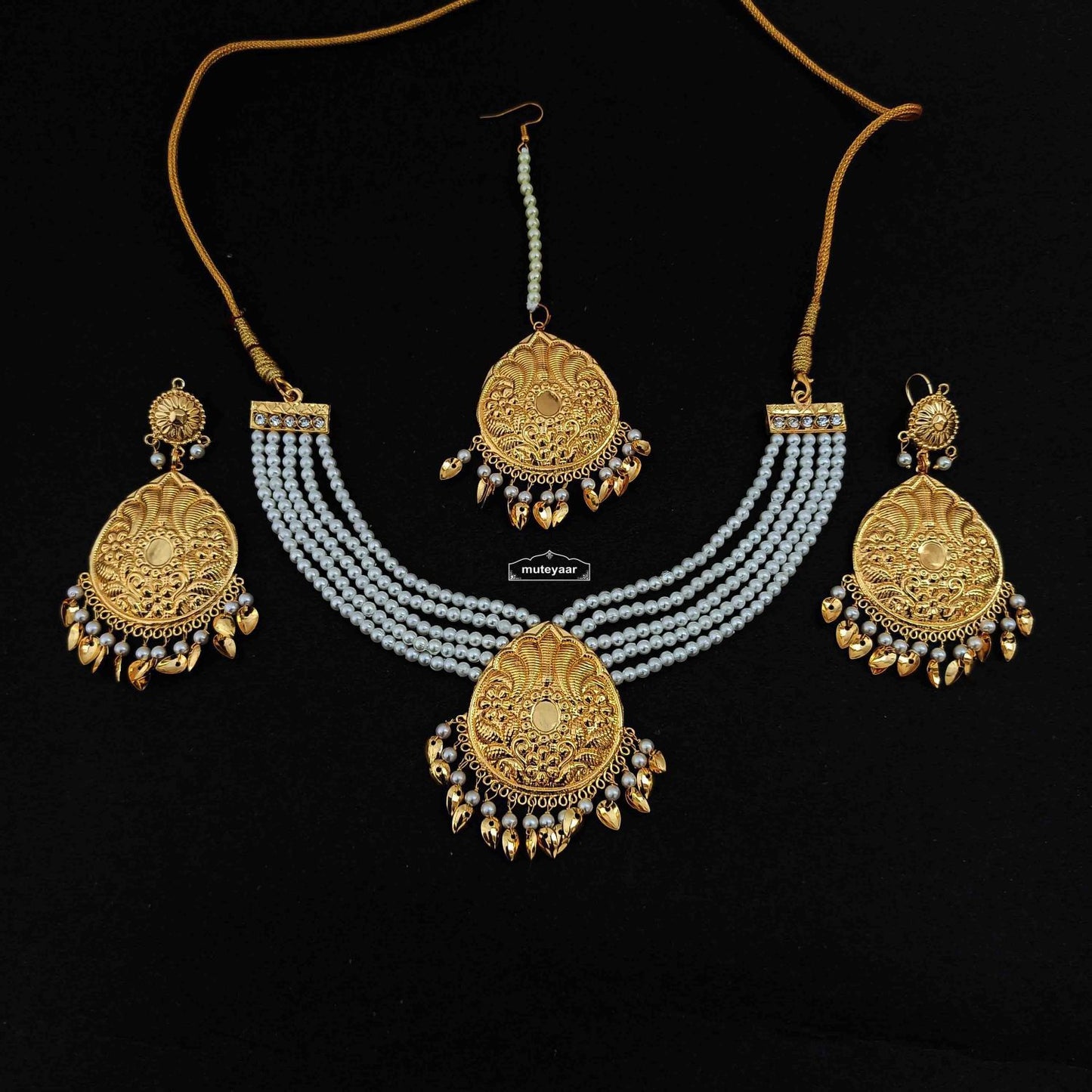 Punjabi Ethnic Jewellery Set J0753 – Gold Polish Pearl White Beads Necklace Set