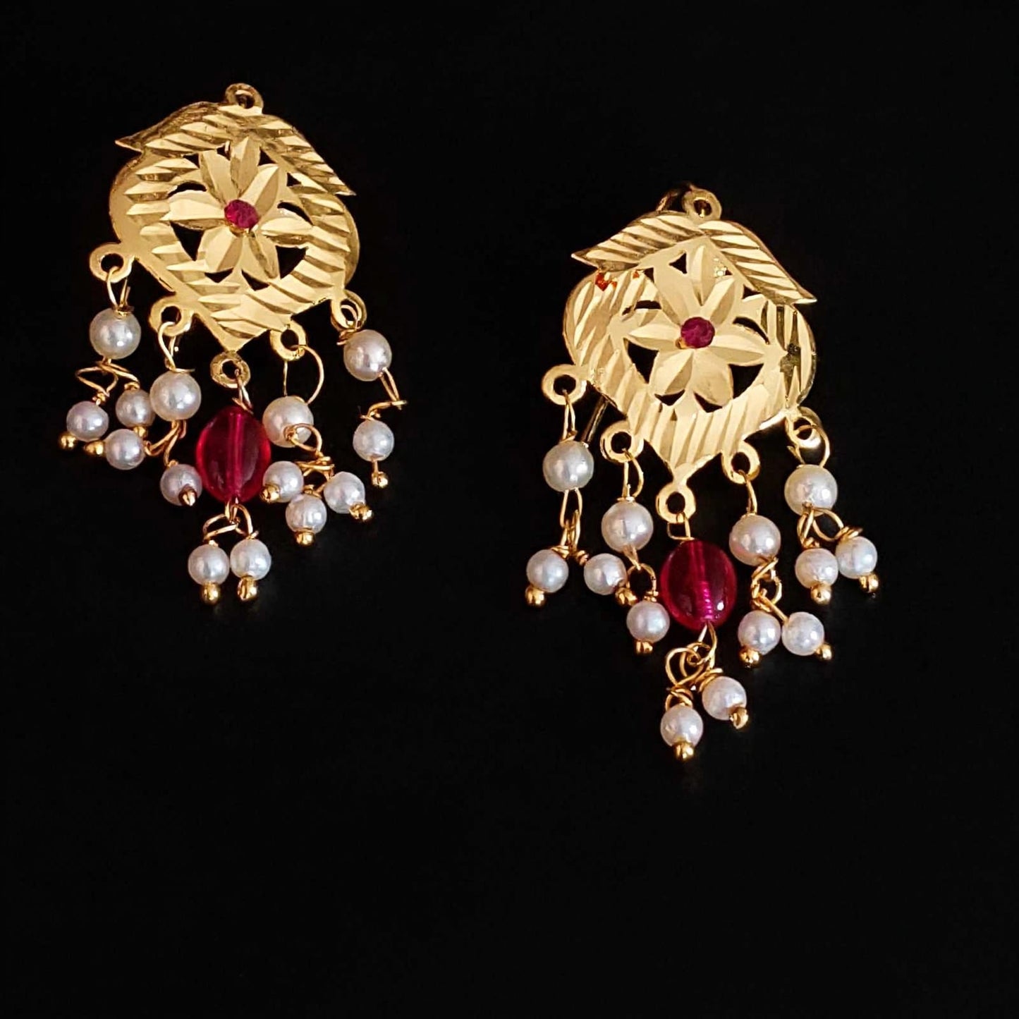 Small Earrings Pair J0796 – Golden Polish Punjabi Earrings in Magenta & Green
